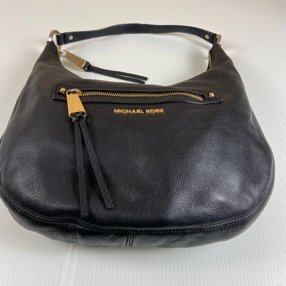 Michael Kors Pebbled Leather Hobo Shoulder Bag – Black
